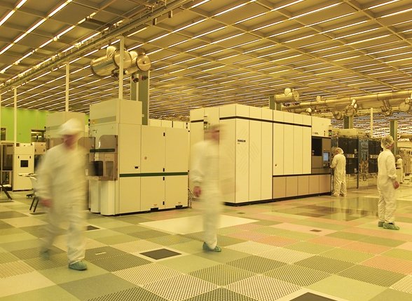 黄仁勋急令AI芯片 引爆台积电全球建厂潮