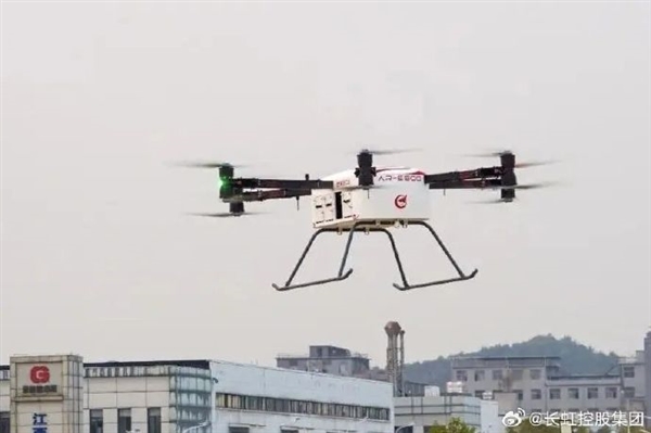 AR-E800电动垂直起降飞行器首飞成功 搭载长虹自研800V电池