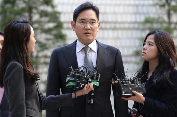 国家发改委主任会见三星会长李在镕 欢迎扩大在华投资