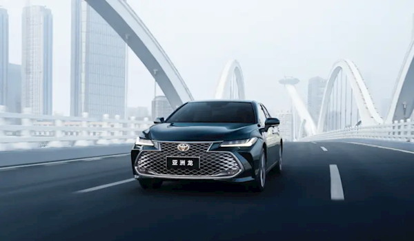 20天新车行驶中发动机爆缸 丰田亚洲龙车主维权被要求“自证”