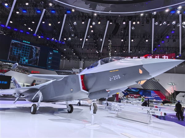 世界最强超高强度碳纤维由中国研发 让战机、机器人更强大