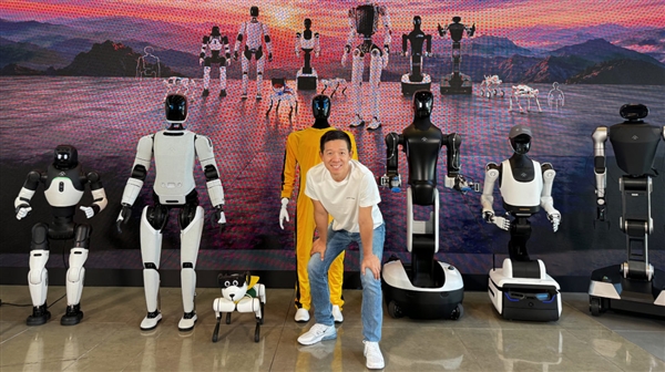 贾跃亭FF机器人业务提速:7月EAI机器人出货152台 刷新月度销售纪录