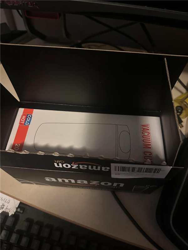 网购诈骗方式升级:新套路让人防不胜防!近万元RTX 5080变保温杯